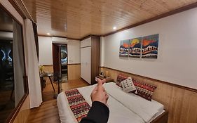 Meo Vac Beehive House